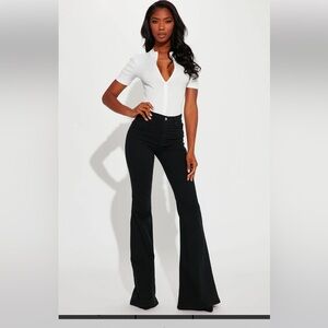 Fashion nova, santorini flares, black, size 3 tall
